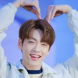 🎬 emoji Choi Soobin @homejuno Telegram sticker 24 of 40