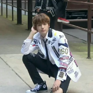 🤔 emoji hyunjae tbz @WOODZSTCAN Telegram sticker 24 of 24