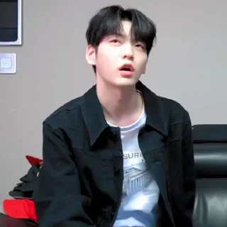 📼 emoji Soobin lagi @choiyeocjun Telegram sticker 9 of 30