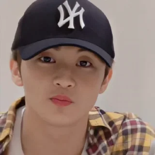 Sticker from @j0rgav as mark lee.