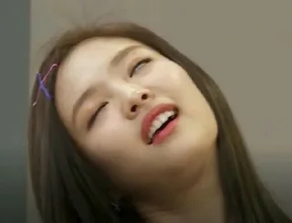 😵 emoji Jennie Telegram sticker 11 of 16