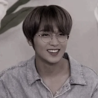 😄 emoji ⋆ lee haechan ⋆ @pradaskirts Telegram sticker 23 of 30