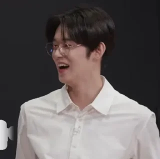 Sticker from Yeonjunchoi @choiyeocjun