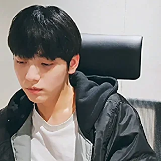 🔬 emoji ⩩ Choi Soobin @ijstmissyou ⩩ Telegram sticker 12 of 35
