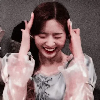 🏩 emoji kim minju by @stickernct Telegram sticker 13 of 39