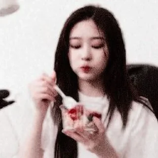 🏩 emoji kim minju by @stickernct Telegram sticker 9 of 39