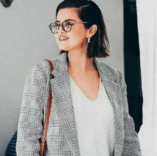 🤓 emoji Selena Gomez || @san_1508 Telegram sticker 12 of 69