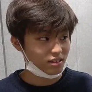 Sticker from jeongwoo - @wootopiang