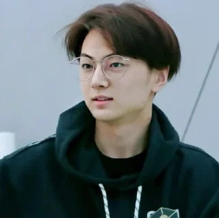 ⚫️ emoji Jay Enhypen ㅡ by @taerastickers Telegram sticker 8 of 30