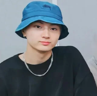 ⚫️ emoji Jay Enhypen ㅡ by @taerastickers Telegram sticker 15 of 30