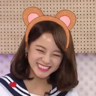 😁 emoji 김세정 : : @shinyunast ⛅️ Telegram sticker 13 of 60
