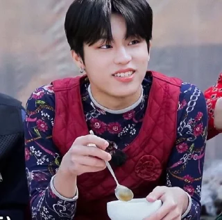 🧋 emoji Jeongwoo random @ijalsoftboy Telegram sticker 22 of 60