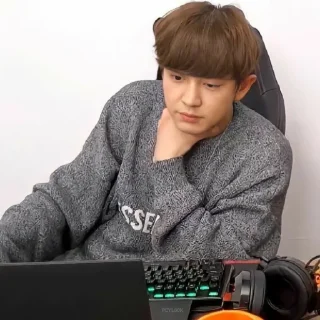 💿 emoji Chanyeol Park @editorsagaz Telegram sticker 5 of 30