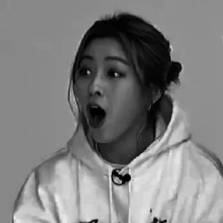 ⛓ emoji ˖ ࣪ ꗃ ᳝ ࣪ 𝐒hin 𝐑yujin ⋆ @yeddeonghelp ˓ ࣪ ˖ Telegram sticker 2 of 40