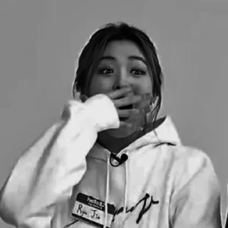 ⛓ emoji ˖ ࣪ ꗃ ᳝ ࣪ 𝐒hin 𝐑yujin ⋆ @yeddeonghelp ˓ ࣪ ˖ Telegram sticker 3 of 40
