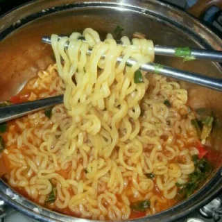 🍜 emoji Mie @stiker_makanan Telegram sticker 6 of 27
