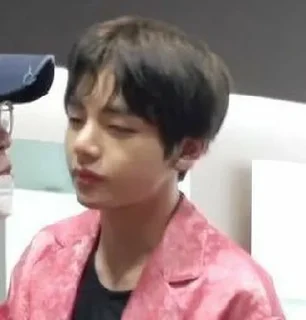 😘 emoji Taehyung meme @VANTEKING'S Telegram sticker 12 of 41