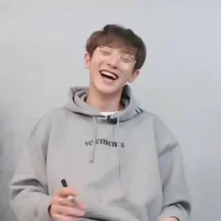 🤣 emoji CHANYEOL PT.2 - @CIGGAS Telegram sticker 12 of 108