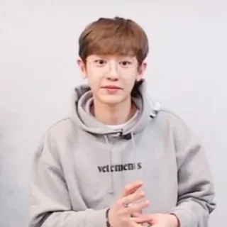 🥴 emoji CHANYEOL PT.2 - @CIGGAS Telegram sticker 17 of 108