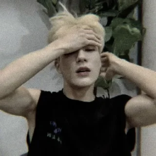 🦅 emoji ʚ dArk lee jenO｡ ¦ @GVCCIBURRY ˎˊ- Telegram sticker 18 of 35