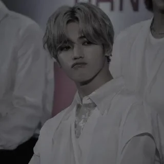 Sticker from 𝐓aeyong // @Byzch