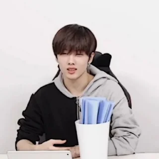Sticker from 𝗝𝗜𝗦𝗨𝗡𝗚 ❀ @neoculturesticker