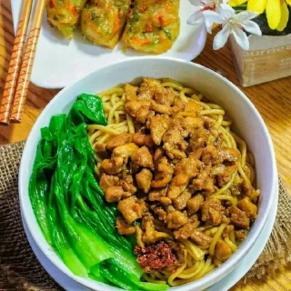 🍜 emoji Mie ayam @stiker_makanan Telegram sticker 22 of 29