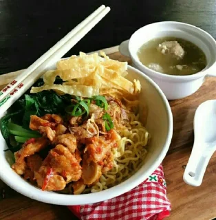 🍜 emoji Mie ayam @stiker_makanan Telegram sticker 9 of 29