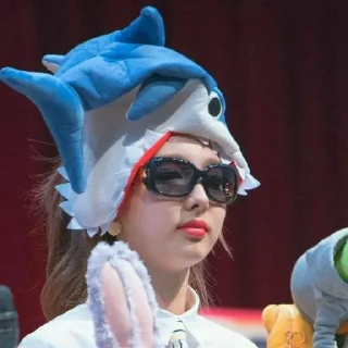 🐰 emoji IM NAYEON ㅡ by @taerastickers Telegram sticker 8 of 20