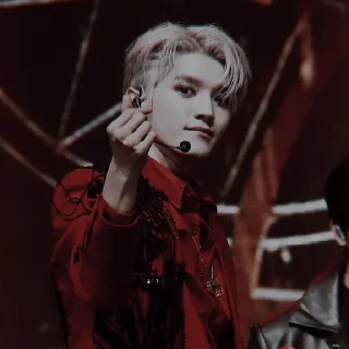 Sticker from ⎯⎙ 이태용 ; @NOTY0URCAY