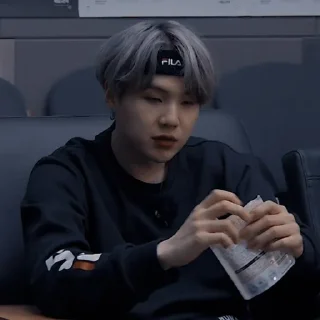 🐱 emoji 🦅🌋 : : MIN YOONGI  —   @ycurbaee Telegram sticker 11 of 36
