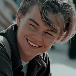 🙂 emoji Leo Dicaprio 90s @AnimeOcean_GiFs Telegram sticker 23 of 50