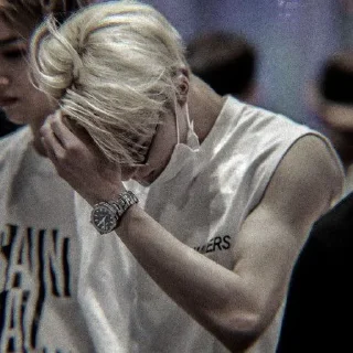 Sticker from ʚ dArk lee jenO｡ ¦ @GVCCIBURRY ˎˊ-
