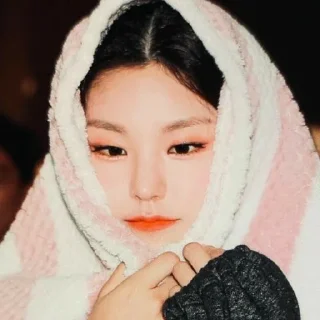 🧶 emoji mba yeji nieh kak @tkljjeva Telegram sticker 12 of 26