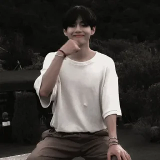 🥃 emoji ┼ TAEHYUNG V. 2 - @FVCK00PRIDE Telegram sticker 6 of 35