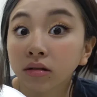 Sticker from son chaeyoung ☆ @matryoshkc