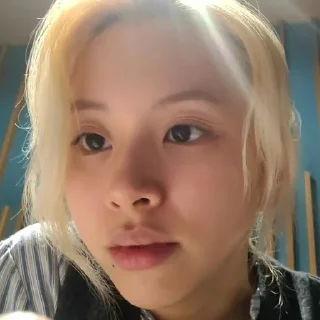 Sticker from Son Chaeyoung @jjvnmuu