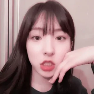 Sticker from Eunseo 𔘓 @lilbebekuromi