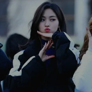 🥢 emoji 、shin ryujin dark @JENNIEUKKIM Telegram sticker 6 of 50