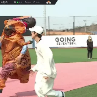 Sticker from Wonwoo Kickball #2 @stikersvt