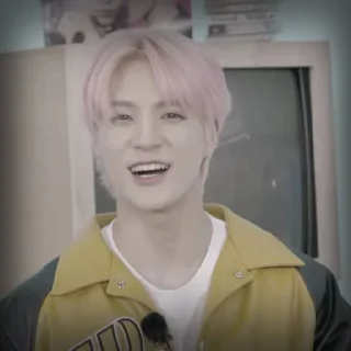 Sticker from Lee Jeno by : @gifjenonct