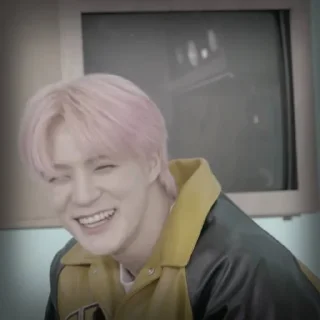 Sticker from Lee Jeno by : @gifjenonct