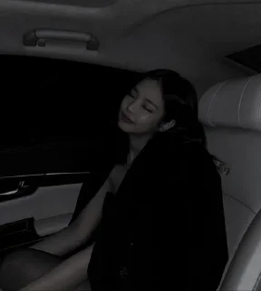✨ emoji Jennie dark Telegram sticker 10 of 21