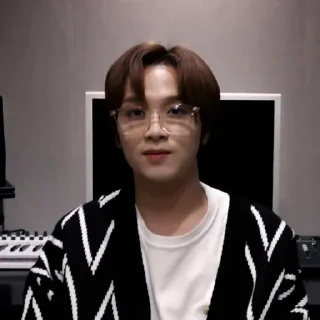🔎 emoji haechan dark - @sedangmengedit Telegram sticker 20 of 40