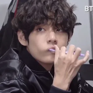 🐯 emoji ⌗、KIM TAEHYUNG — @ycurbaee ๑ Telegram sticker 5 of 29