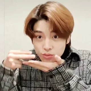 😳 emoji ࿂༴@crybier 𝐒im 𝐉aeyoon ✰໑ Telegram sticker 14 of 120