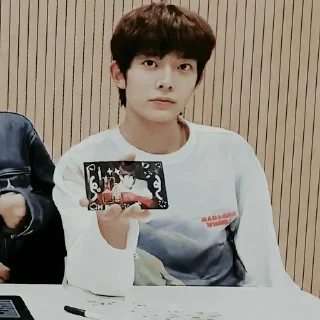 🦌 emoji heeseung by @stikerheeseung Telegram sticker 13 of 15
