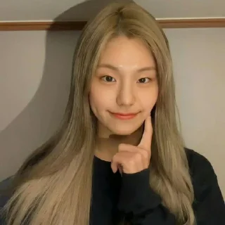 🏷️ emoji Yeji dark @librarysecret1 Telegram sticker 24 of 40