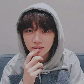 🐻 emoji Beomgyu Telegram sticker 6 of 47