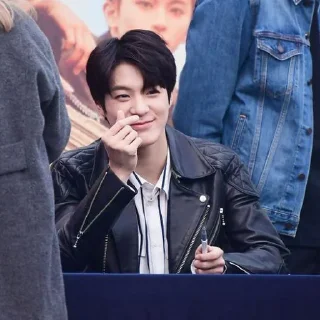 🦅 emoji lee jeno @jeonhz Telegram sticker 22 of 55
